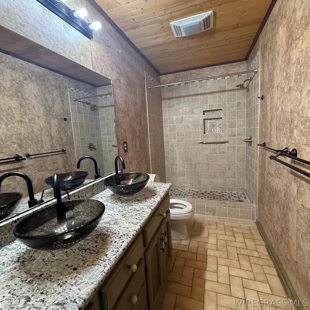 325 County Road 471 Kinston AL 36453