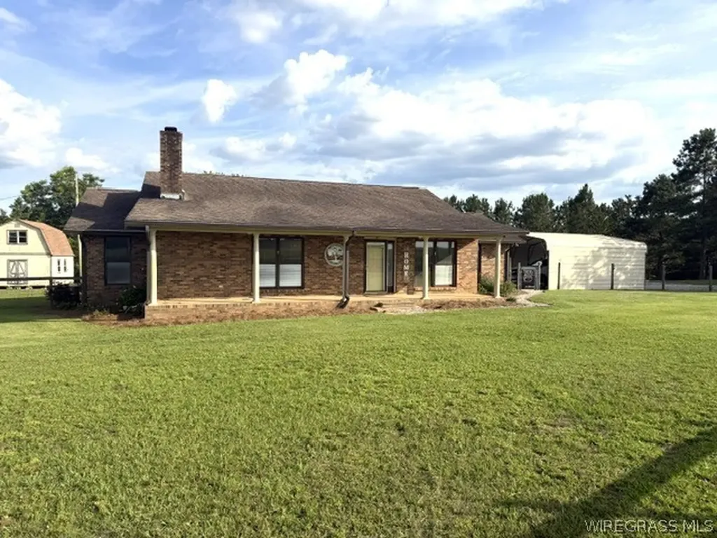 325 County Road 471 Kinston AL 36453