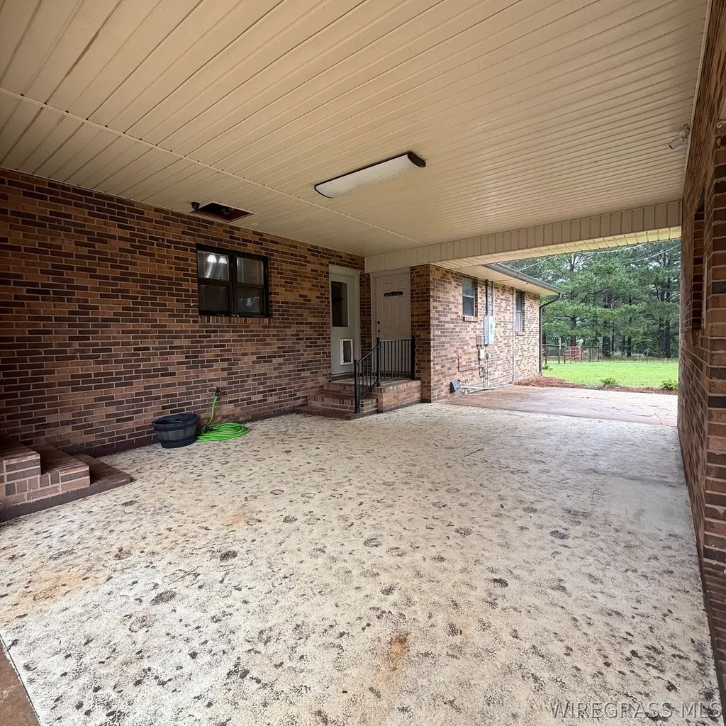 325 County Road 471 Kinston AL 36453