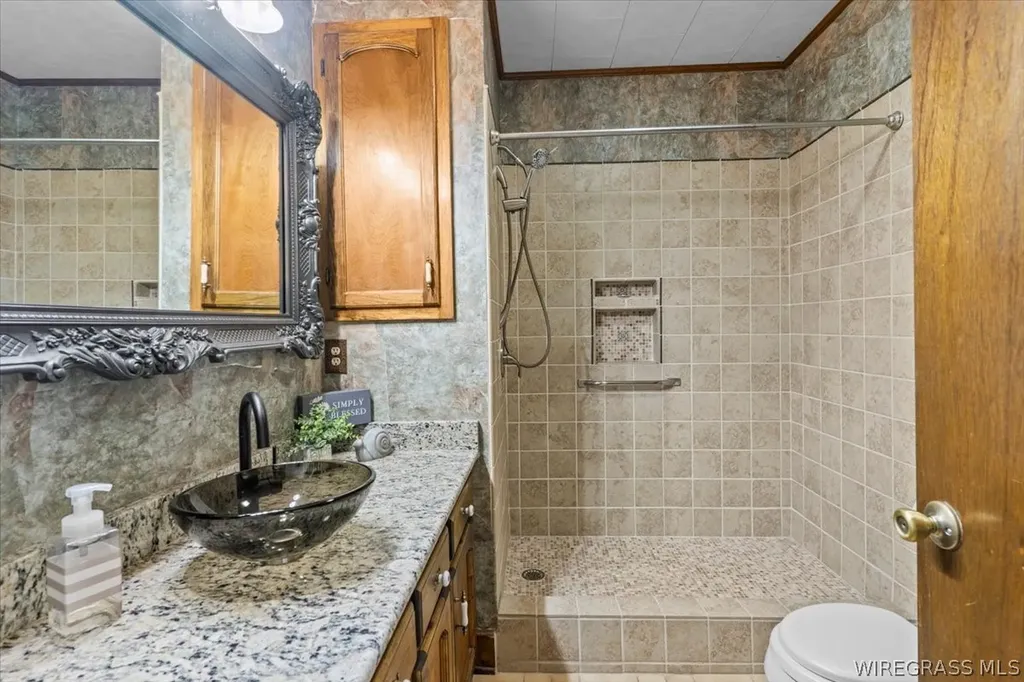 325 County Road 471 Kinston AL 36453