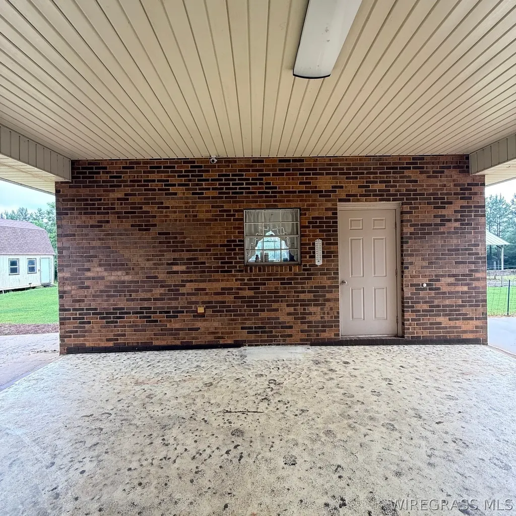 325 County Road 471 Kinston AL 36453