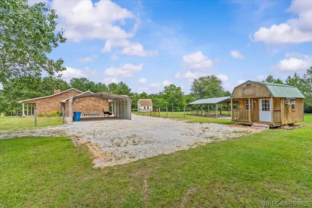 325 County Road 471 Kinston AL 36453