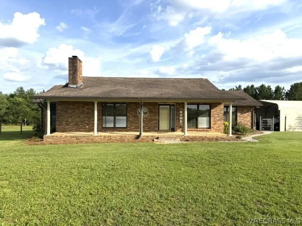 325 County Road 471 Kinston AL 36453