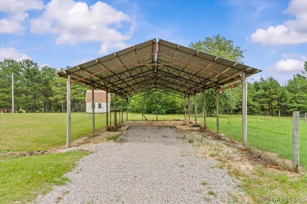 325 County Road 471 Kinston AL 36453