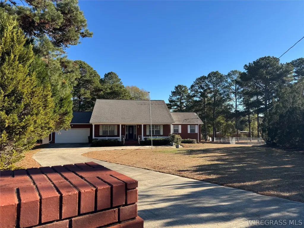 105 Hilton Circle Enterprise AL 36330