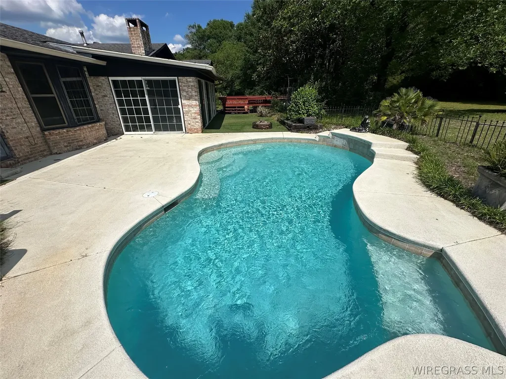 3038 Logan Road Ozark AL 36360