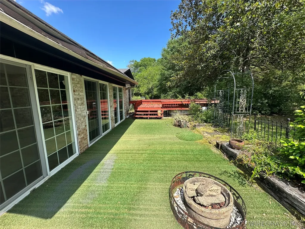 3038 Logan Road Ozark AL 36360