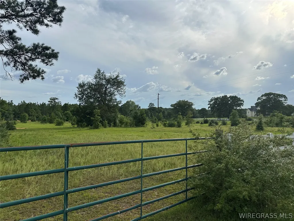 3038 Logan Road Ozark AL 36360