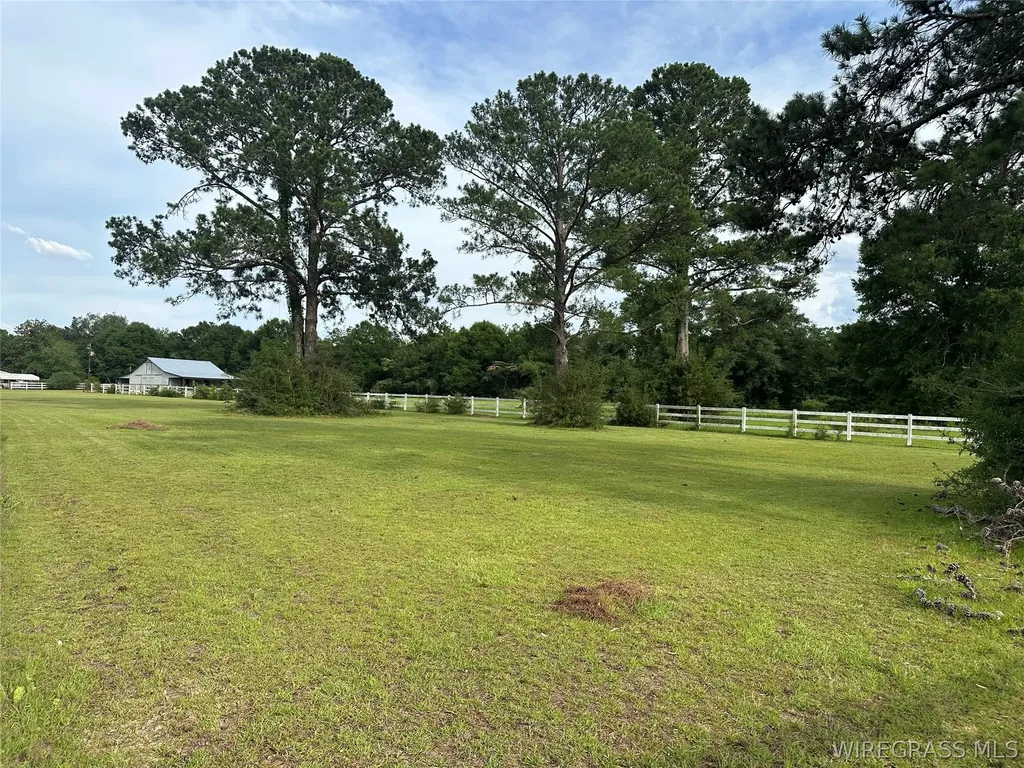 3038 Logan Road Ozark AL 36360