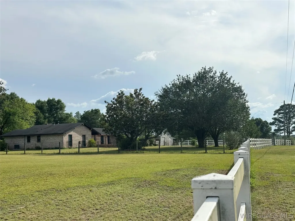 3038 Logan Road Ozark AL 36360
