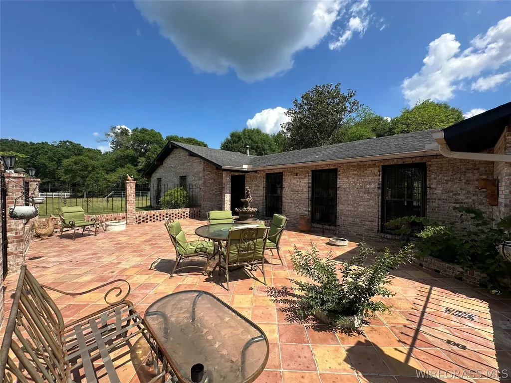 3038 Logan Road Ozark AL 36360