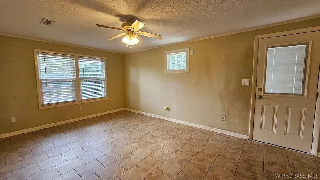 2169 Will Logan Road Ozark AL 36360