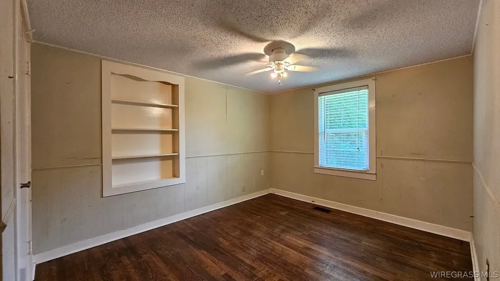 2169 Will Logan Road Ozark AL 36360