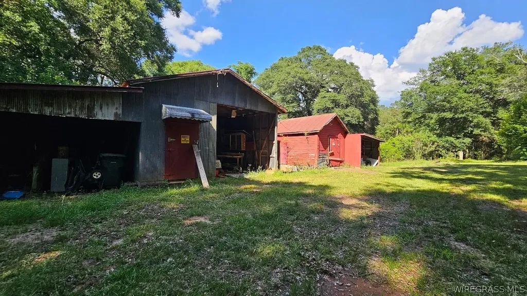 2169 Will Logan Road Ozark AL 36360