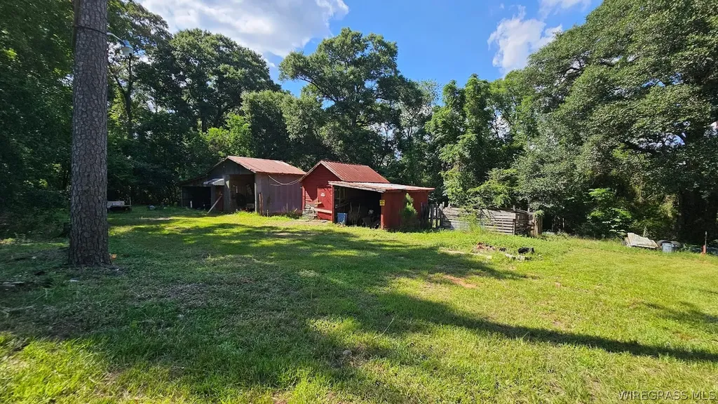 2169 Will Logan Road Ozark AL 36360