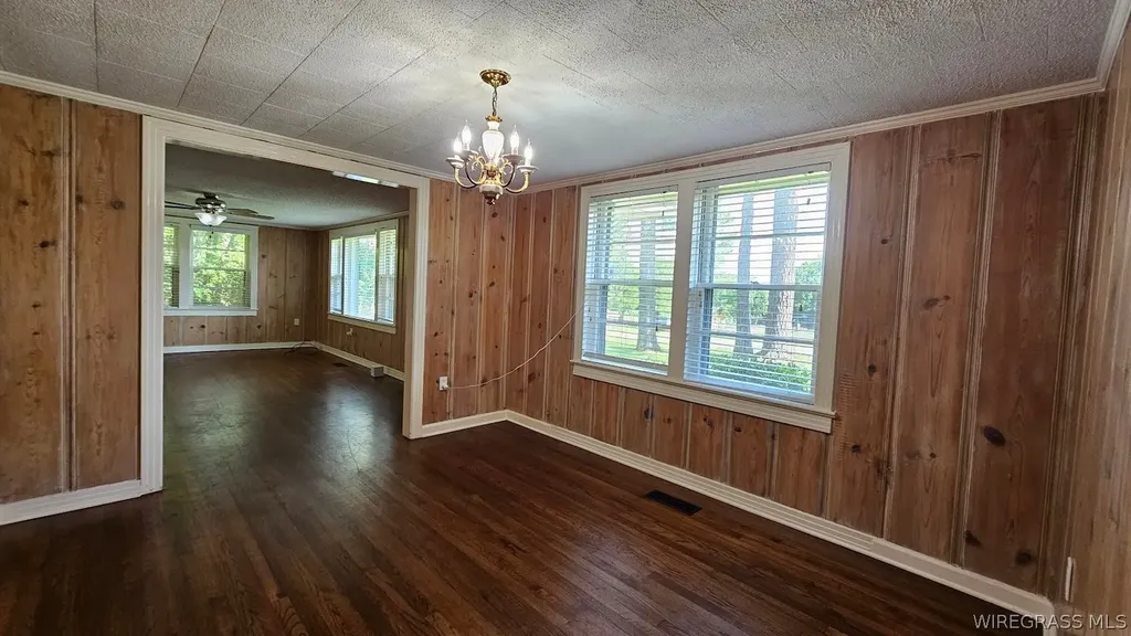2169 Will Logan Road Ozark AL 36360