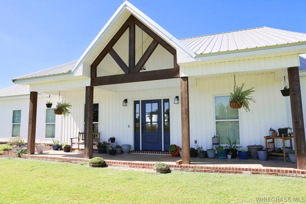 657 County Road 527 Road Elba AL 36323