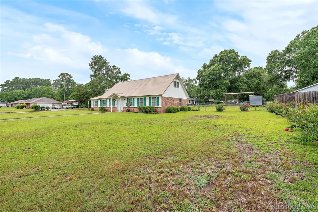 1301 Northfield Circle Dothan AL 36303
