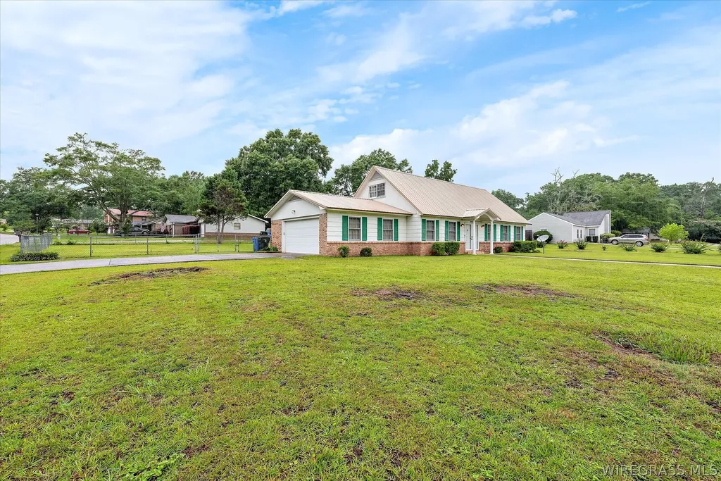 1301 Northfield Circle Dothan AL 36303