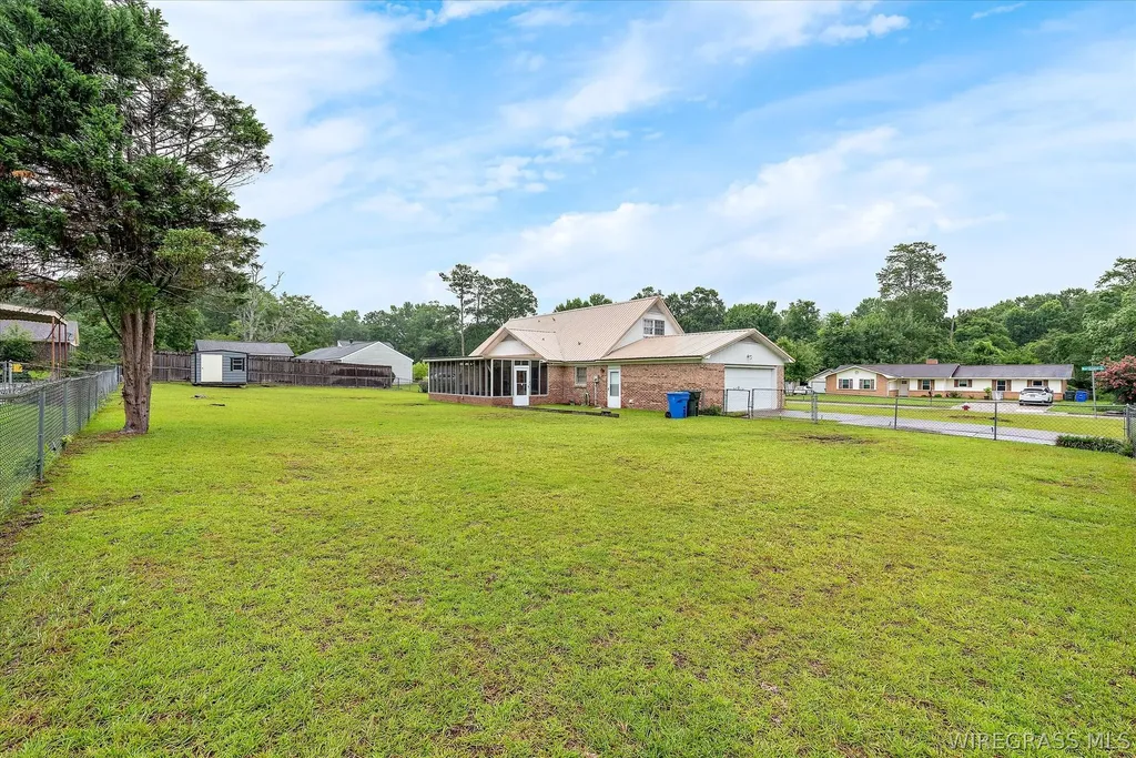 1301 Northfield Circle Dothan AL 36303