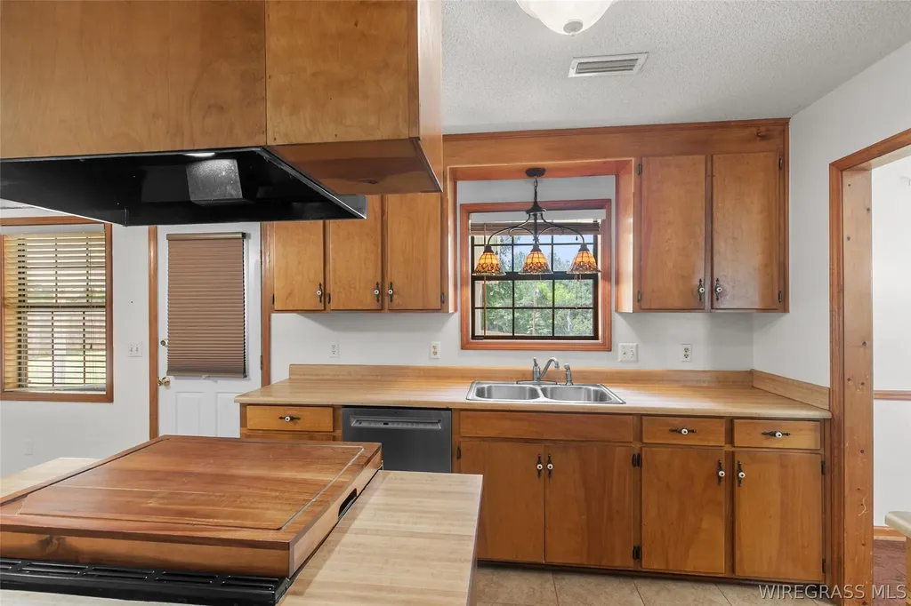106 Yvonne Drive Enterprise AL 36330