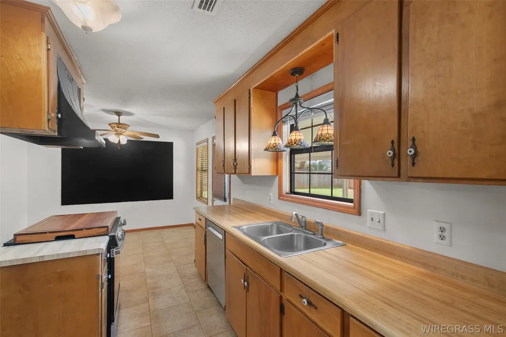 106 Yvonne Drive Enterprise AL 36330