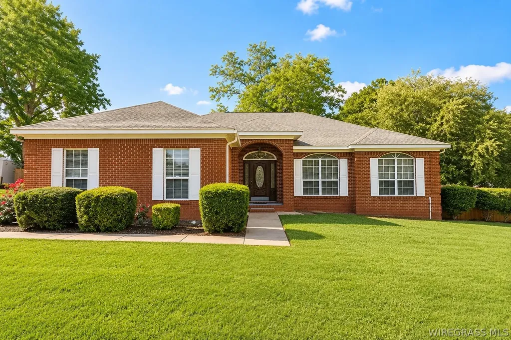107 Leland Court Dothan AL 36303