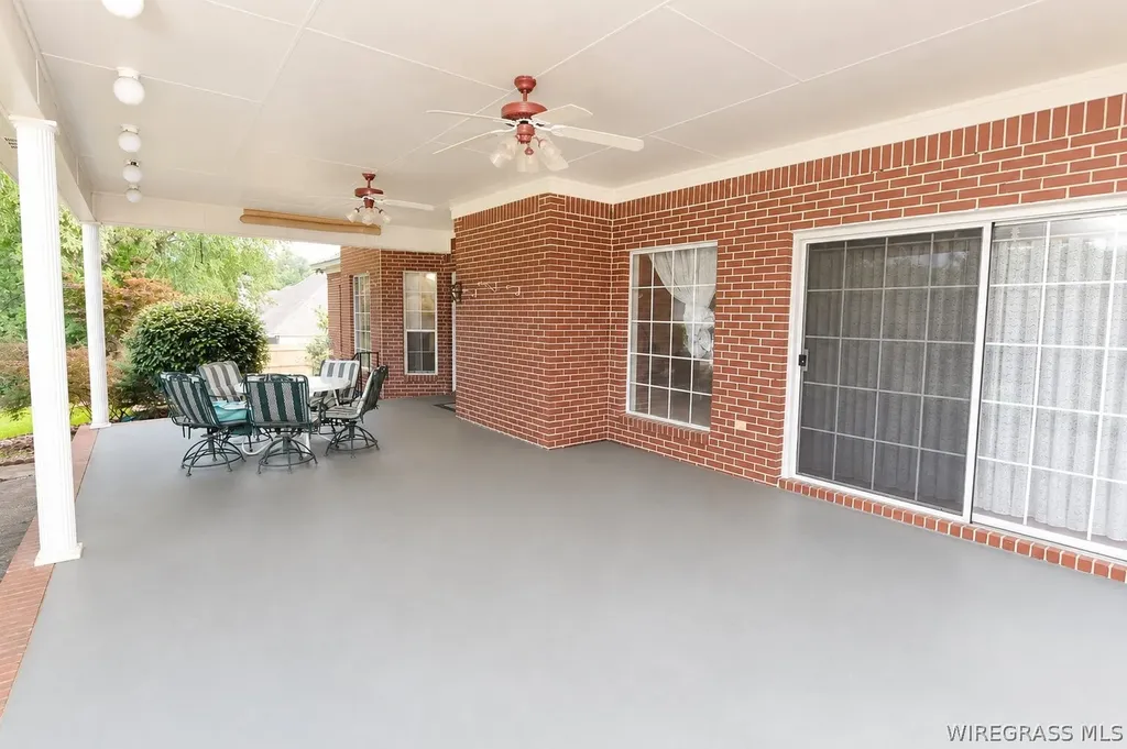 107 Leland Court Dothan AL 36303