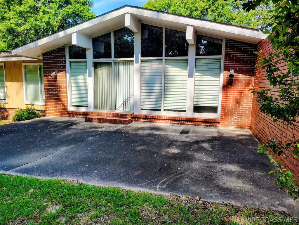 215 Morgan Lane Ozark AL 36360