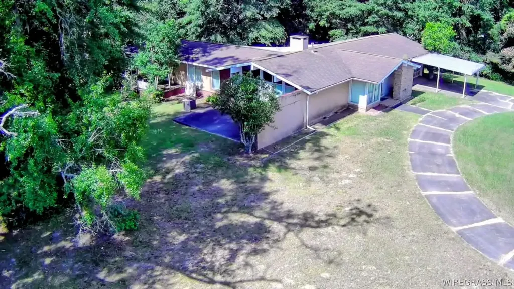 215 Morgan Lane Ozark AL 36360