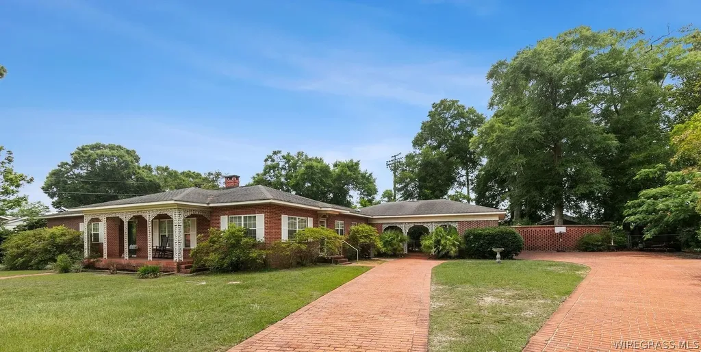 138 White Avenue Ozark AL 36360