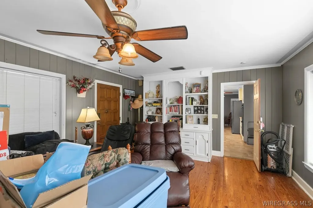 138 White Avenue Ozark AL 36360