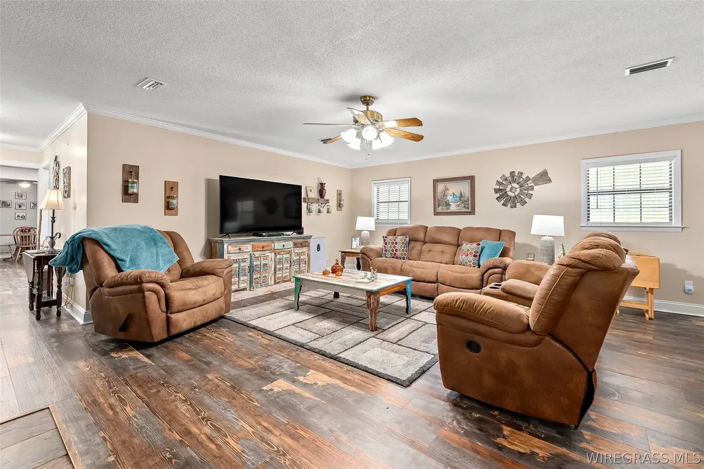 26775 Weaver Place Road Opp AL 36467