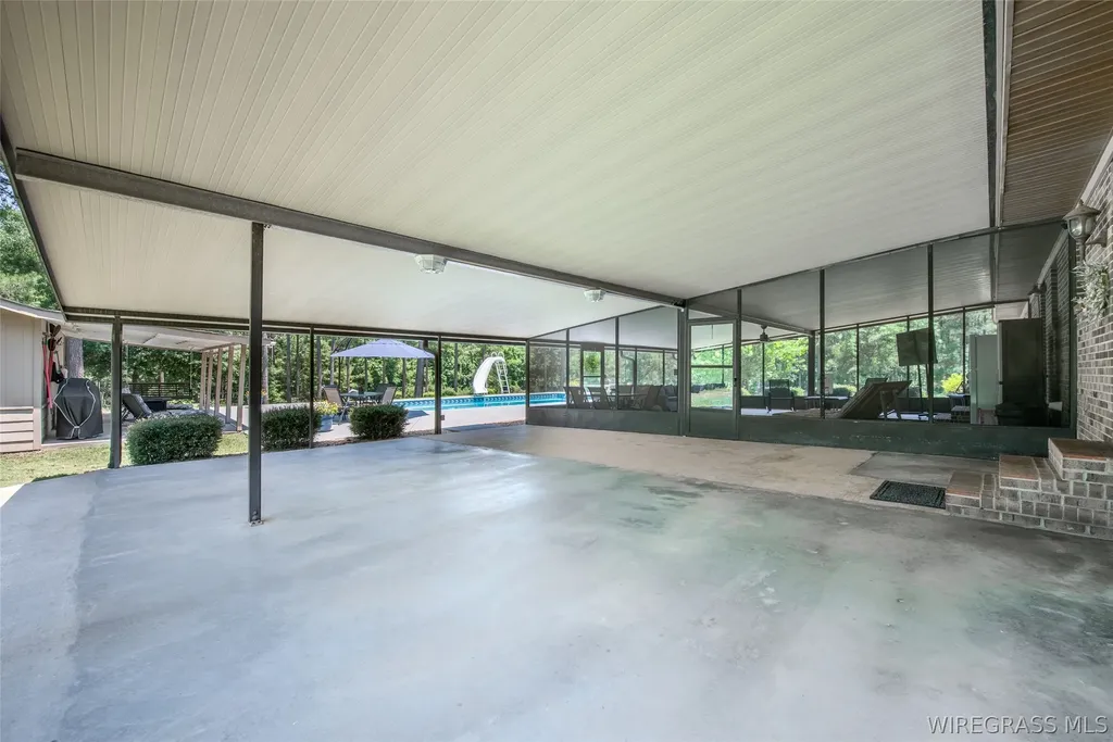 26775 Weaver Place Road Opp AL 36467