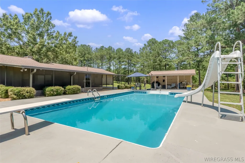 26775 Weaver Place Road Opp AL 36467