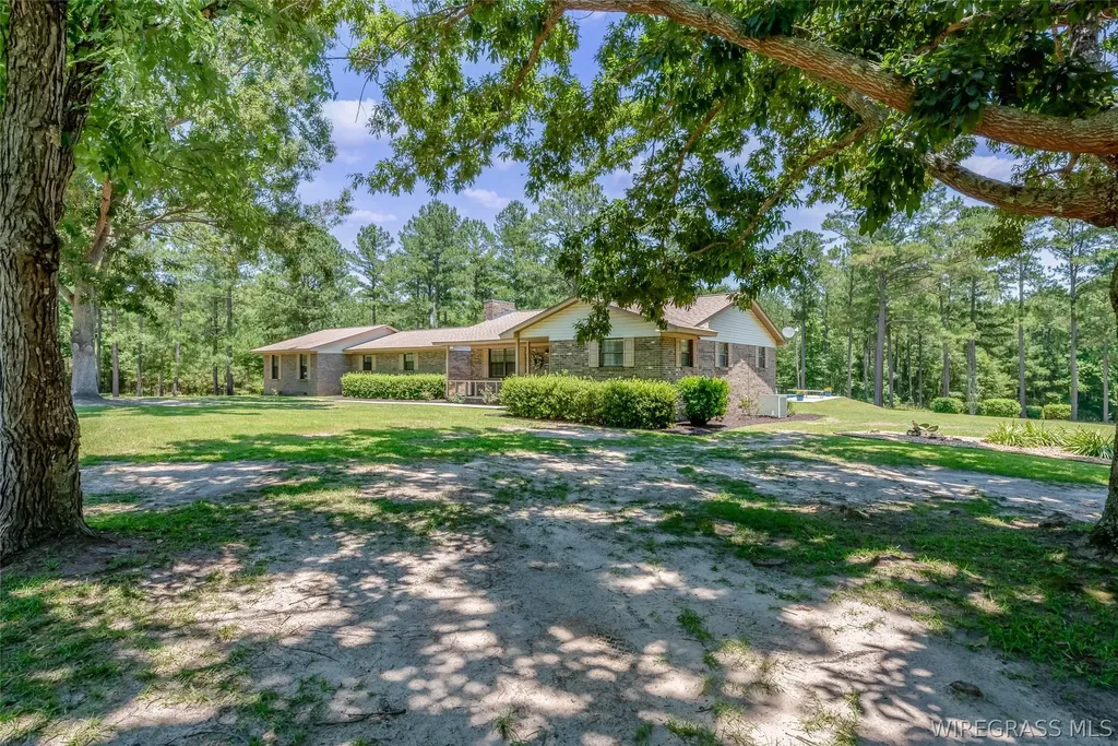 26775 Weaver Place Road Opp AL 36467