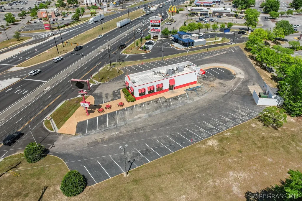 3476 Ross Clark Circle Dothan AL 36301