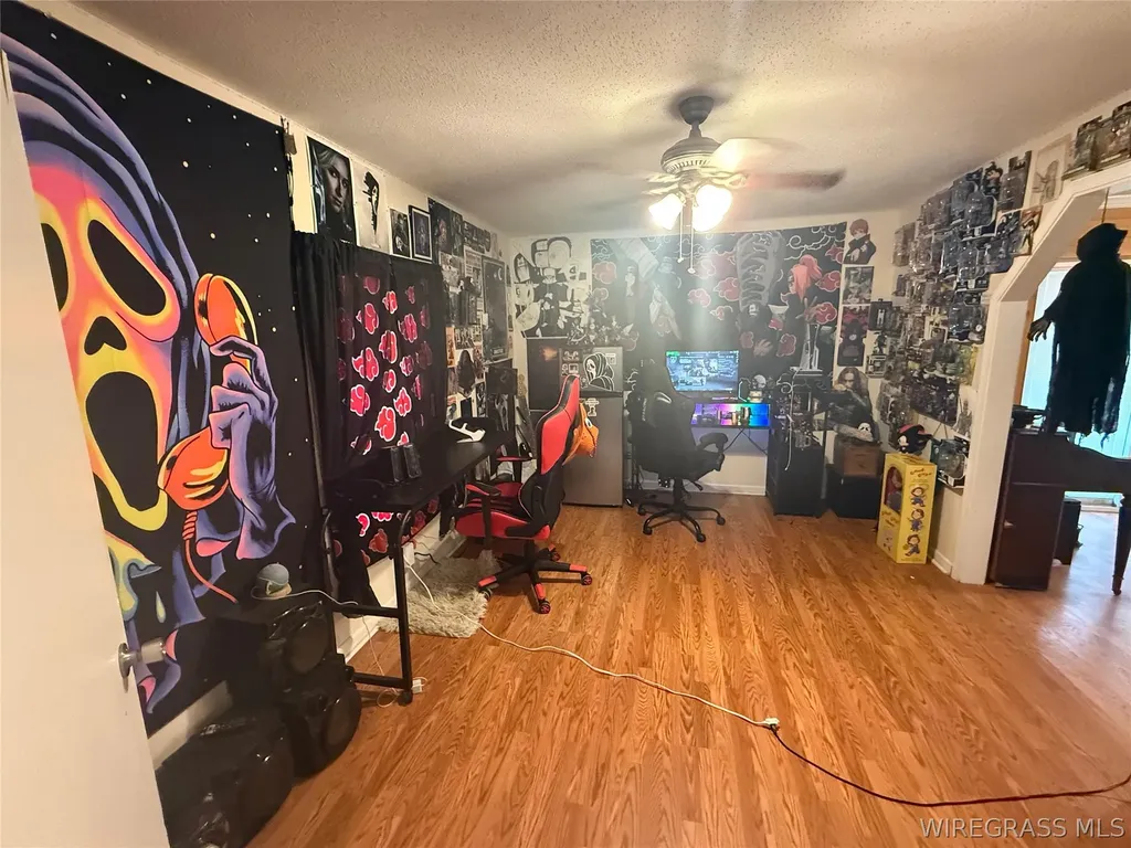 1203 W Pine Avenue Geneva AL 36340
