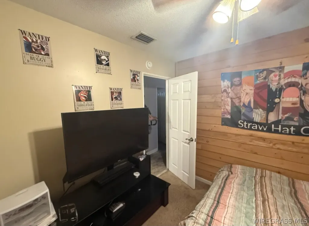 1203 W Pine Avenue Geneva AL 36340