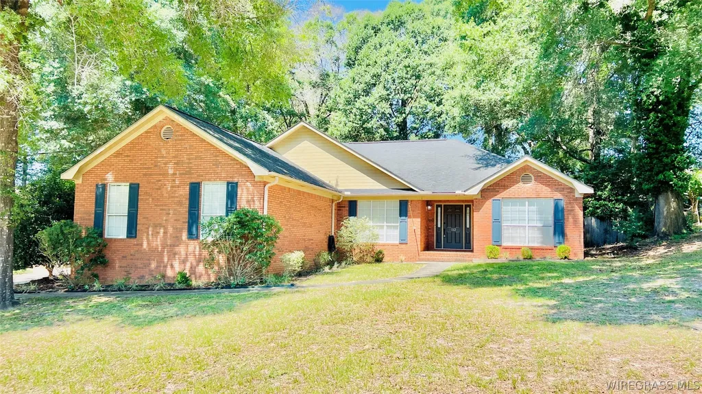 112 Chapelwood Drive Enterprise AL 36330