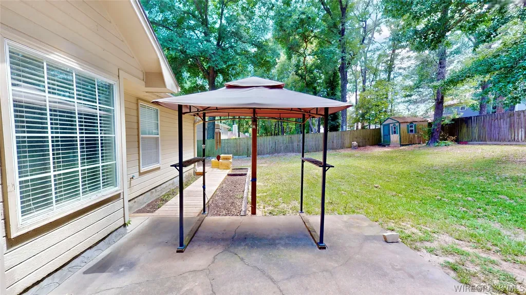 112 Chapelwood Drive Enterprise AL 36330