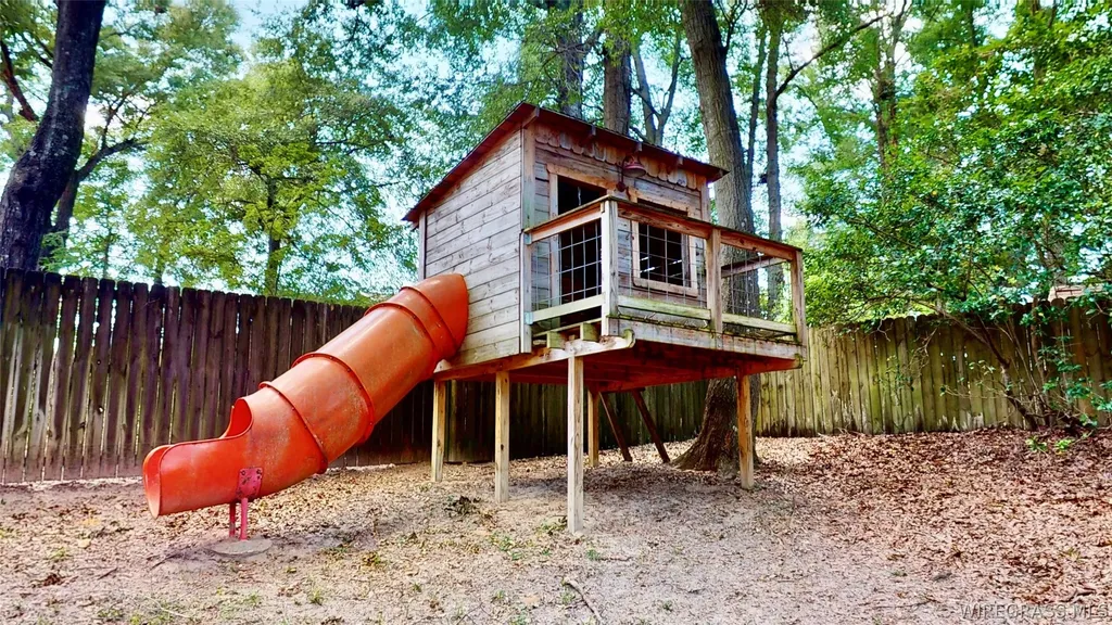 112 Chapelwood Drive Enterprise AL 36330