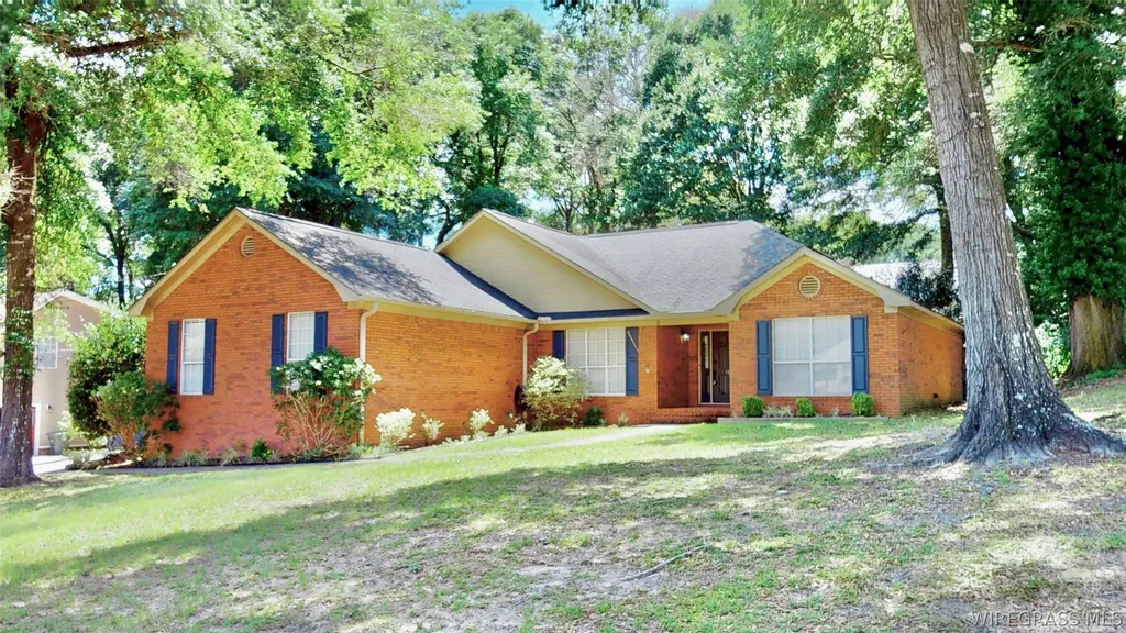 112 Chapelwood Drive Enterprise AL 36330