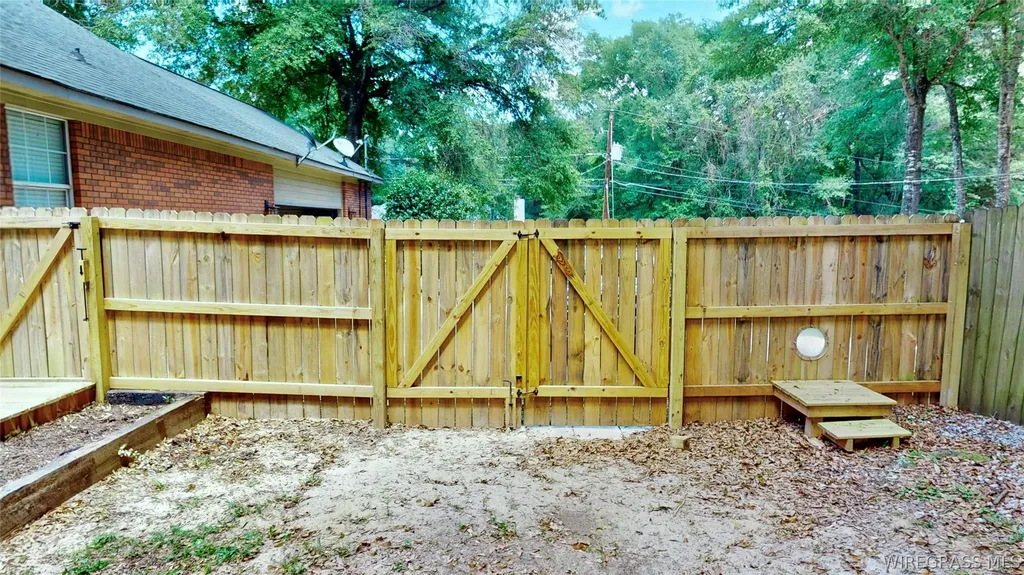 112 Chapelwood Drive Enterprise AL 36330