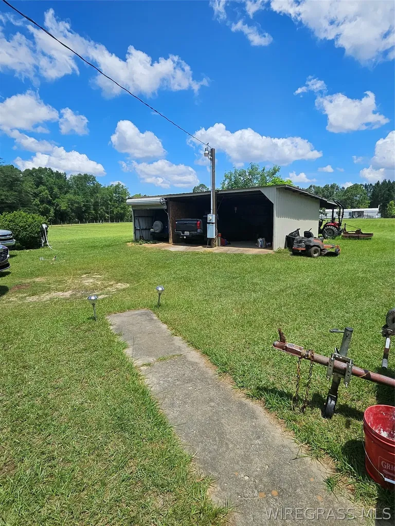 117 Buster Cowan Road Geneva AL 36340