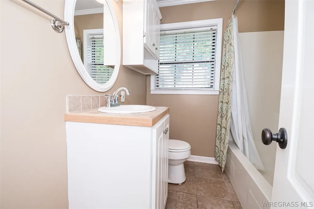 10145 Cottonwood Road Cottonwood AL 36320