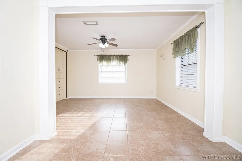 10145 Cottonwood Road Cottonwood AL 36320