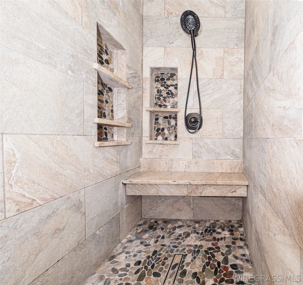 10145 Cottonwood Road Cottonwood AL 36320