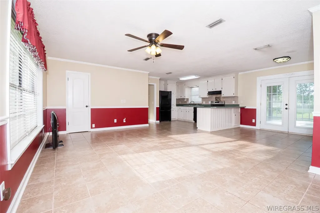 10145 Cottonwood Road Cottonwood AL 36320