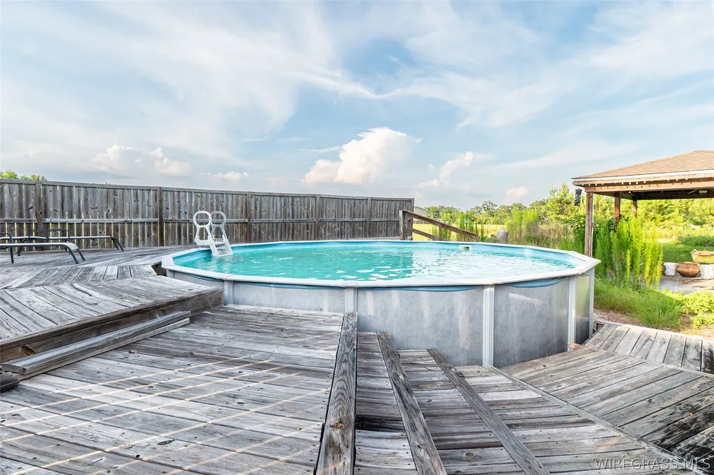 10145 Cottonwood Road Cottonwood AL 36320